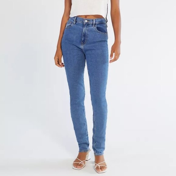 Urban Outfitters Denim - NWT BDG High Rise Girlfriend Longline Jeans 27